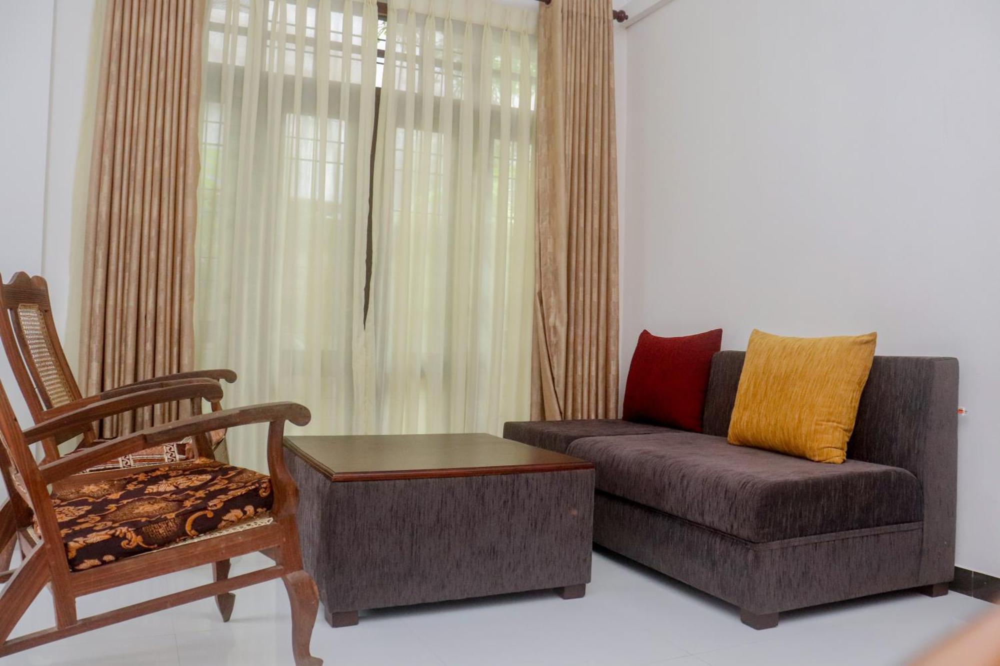 City Beach Apartment Bentota Bagian luar foto