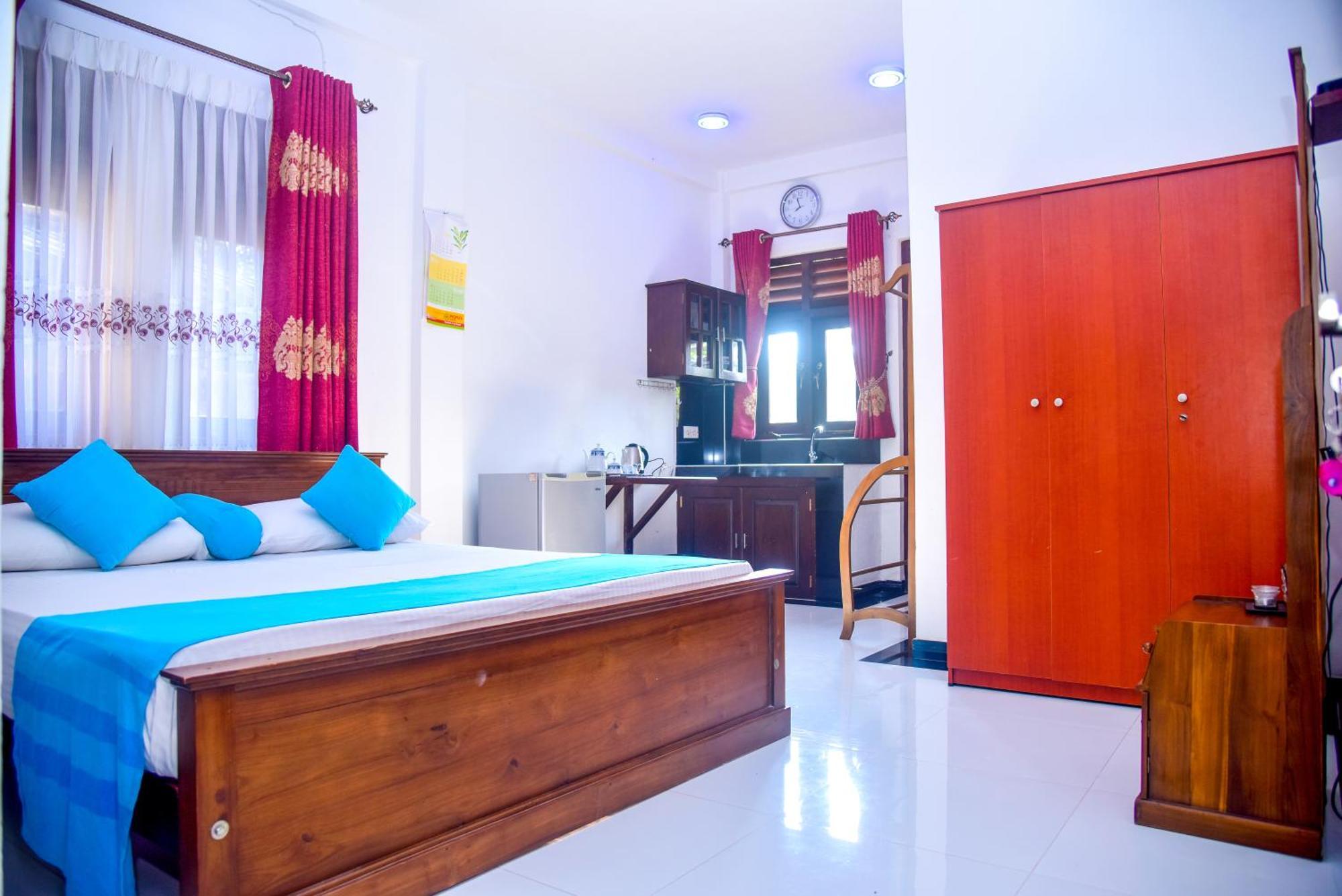 City Beach Apartment Bentota Bagian luar foto